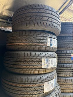Set 245/60/18 Kumho Free Mount And Balance Included