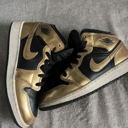 Nike Gold 🏀🏀🏀