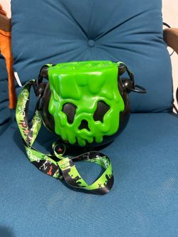 Disneyland poison cauldron popcorn bucket