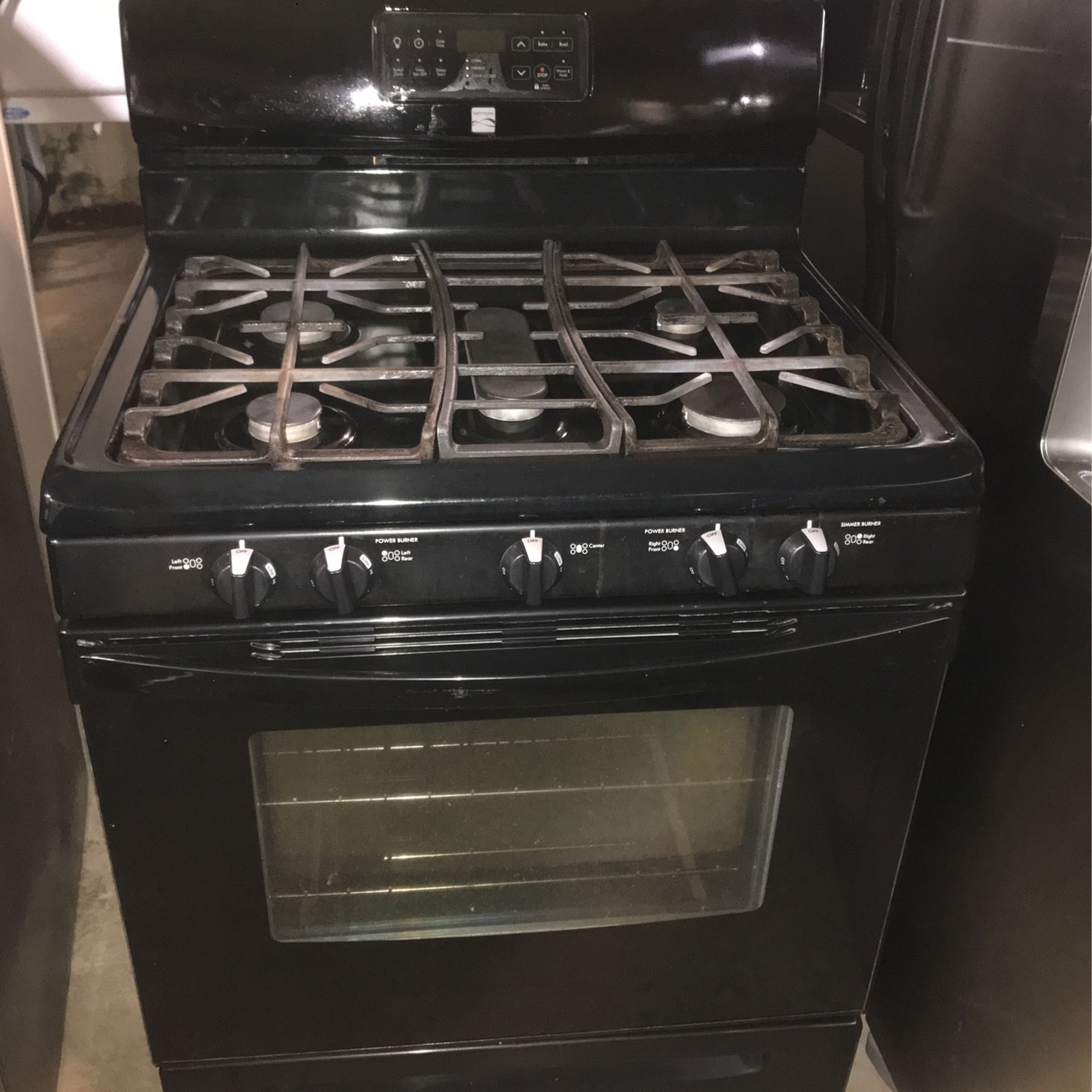 Kenmore. Black Gas Stove