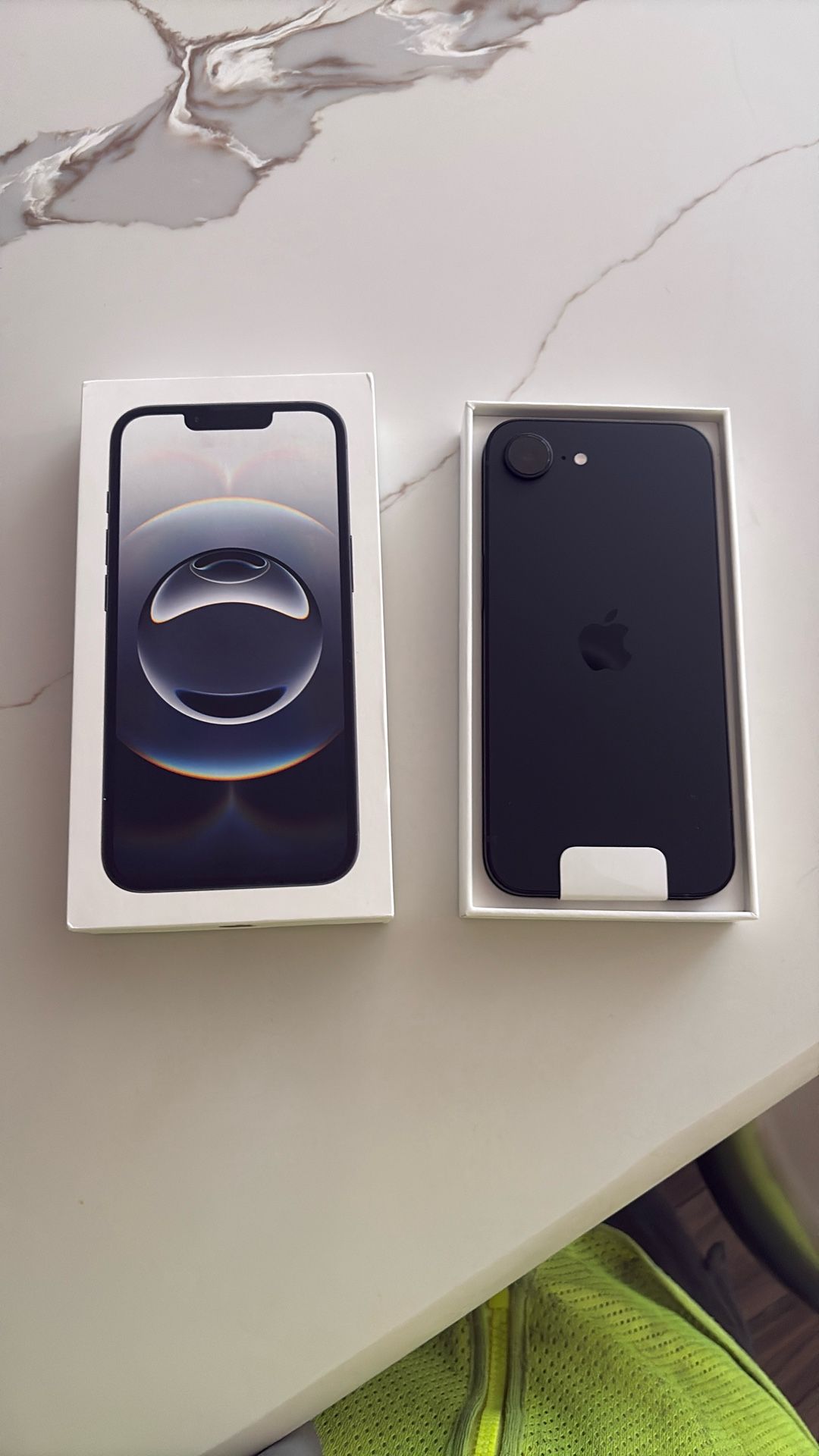 IPhone 16e 128gb T-Mobile NEW