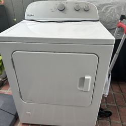Whirlpool Medium Vented Gas Dryer In White. 7cu. Ft. 