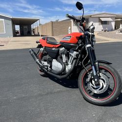 2009 Harley Davidson  XR1200  Sportster