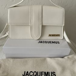 Jacquemus Bambino leather tote