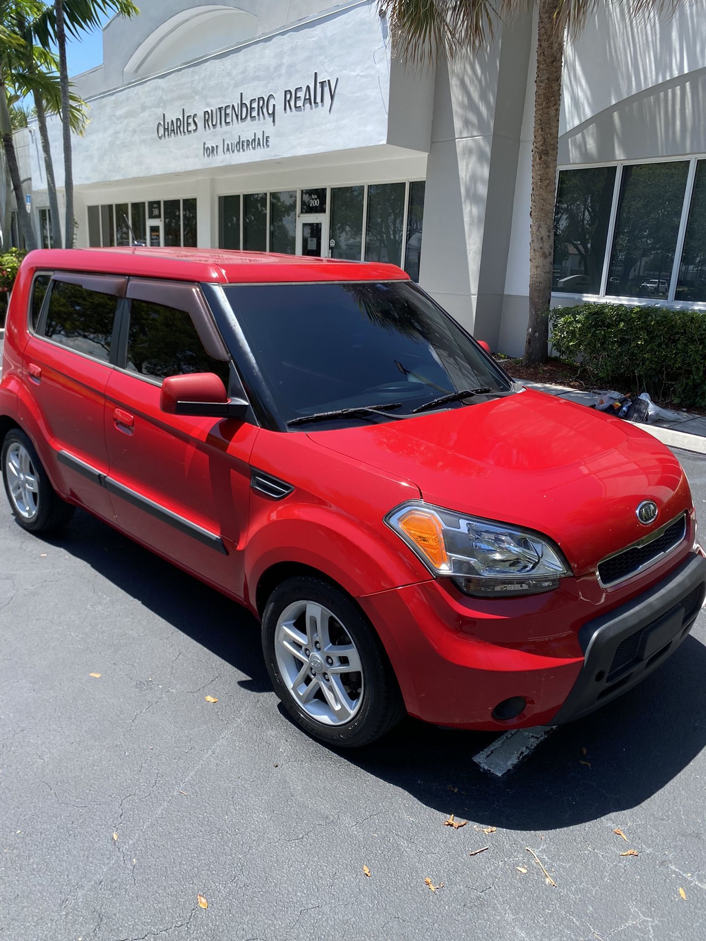 Red Kia Soul