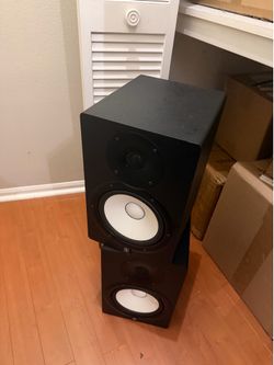 Yamaha speakers