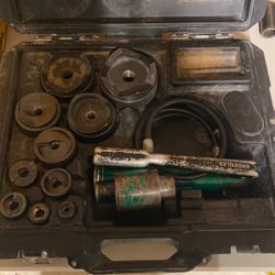 Greenlee Knockout set