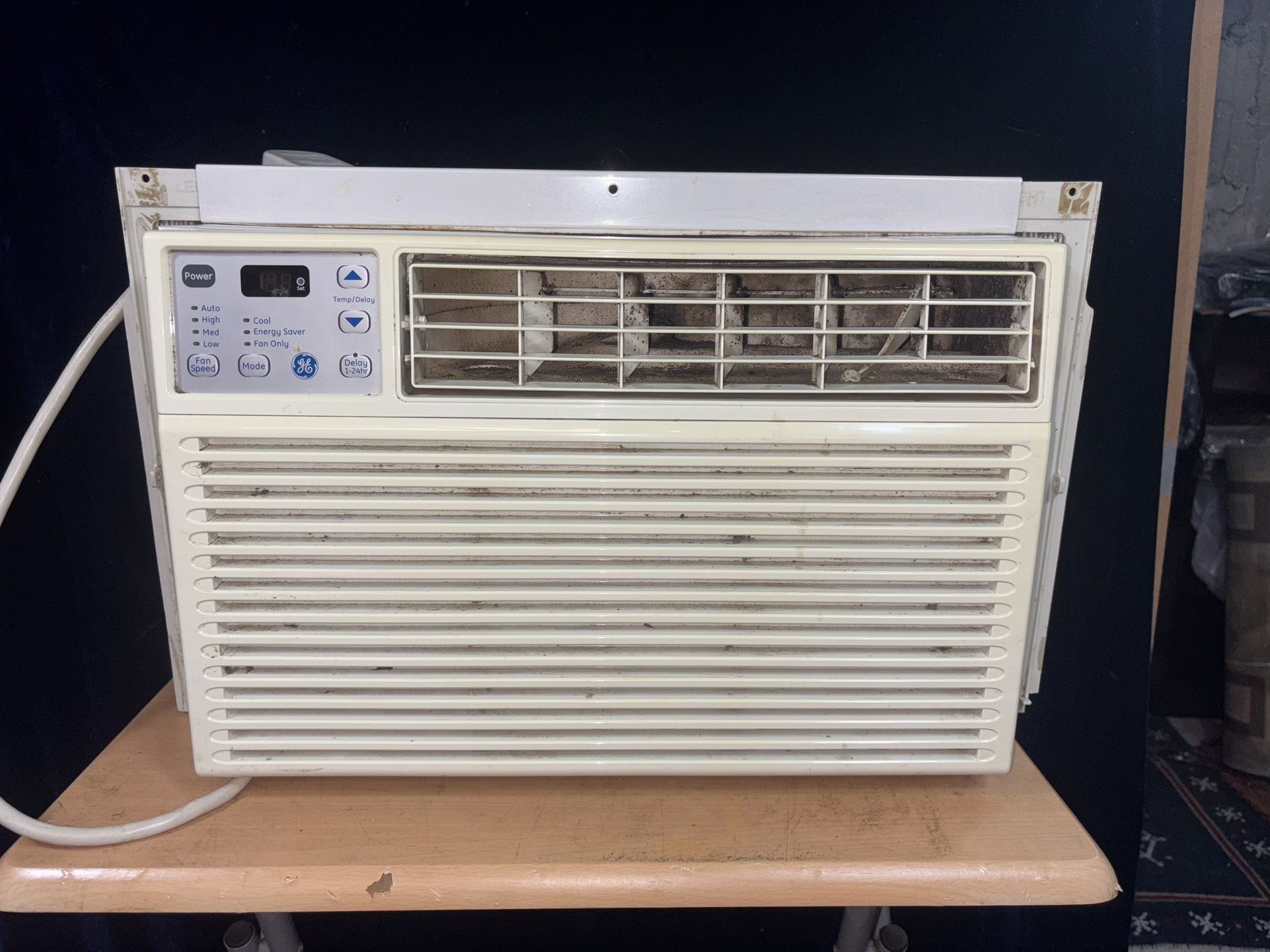 GE 8,000 BTU Air Conditioner