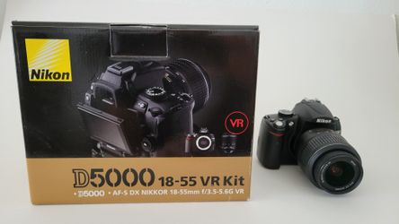 Nikon D5000 DSLR Camera With Kit Lens