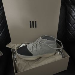 Yeezy Fear Of God Size 11 