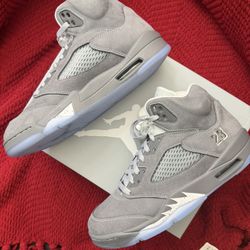 New Jordan 5 Wolf Grey, Size 10.5 