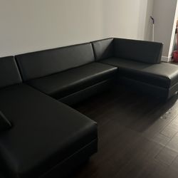 Black sectional Brand New