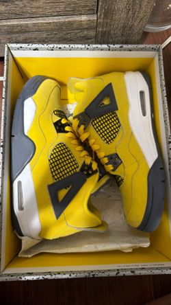Air Jordan 4 Retro Lightning/Size 6 Men