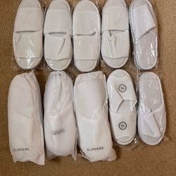 10 Pairs Of Hotel Slippers