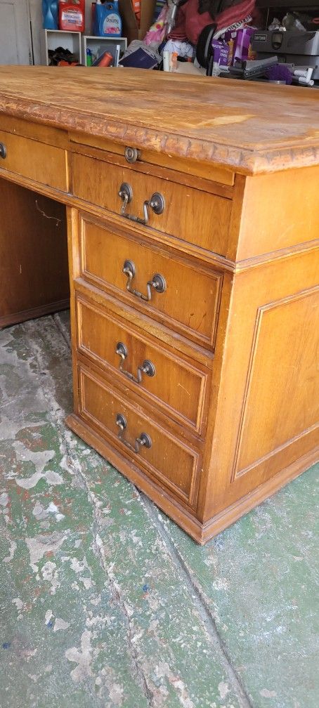 Vintage Desk-large- well built