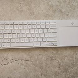 HP Bluetooth Keyboard w track pad wireless excellent condition