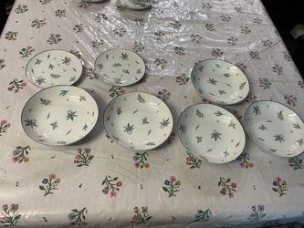 Noritake China Automne 5626 Bowls and Plates - 7 Piece Set