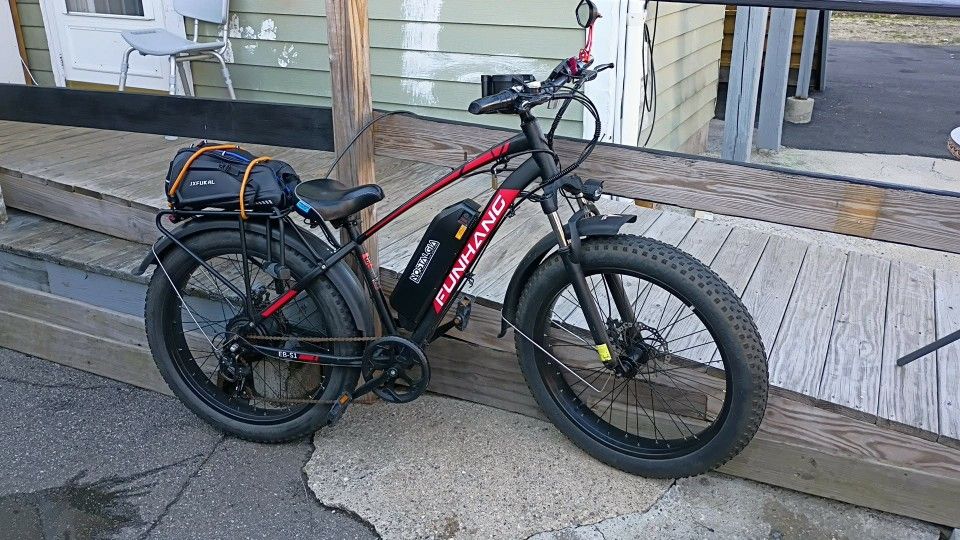 Funhang ELECTRIC FUN HANG BIKE for Sale in Springfield, MA - OfferUp