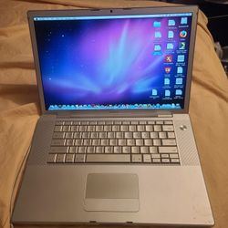 Old Mac Book Pro With Charger