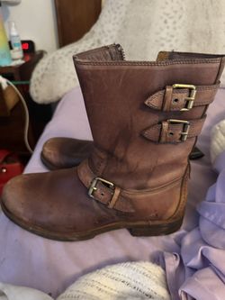 Ugg Men’s 8.5 Motorcycle Boot Women’s Size 10