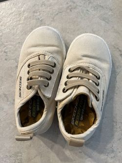Skechers toddler size 7/ 13cm shoes