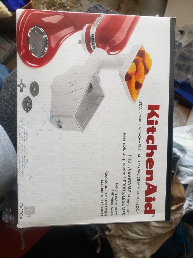 Kitchenaid fruit vegetable strainer BRAND NEW IN THE BOX