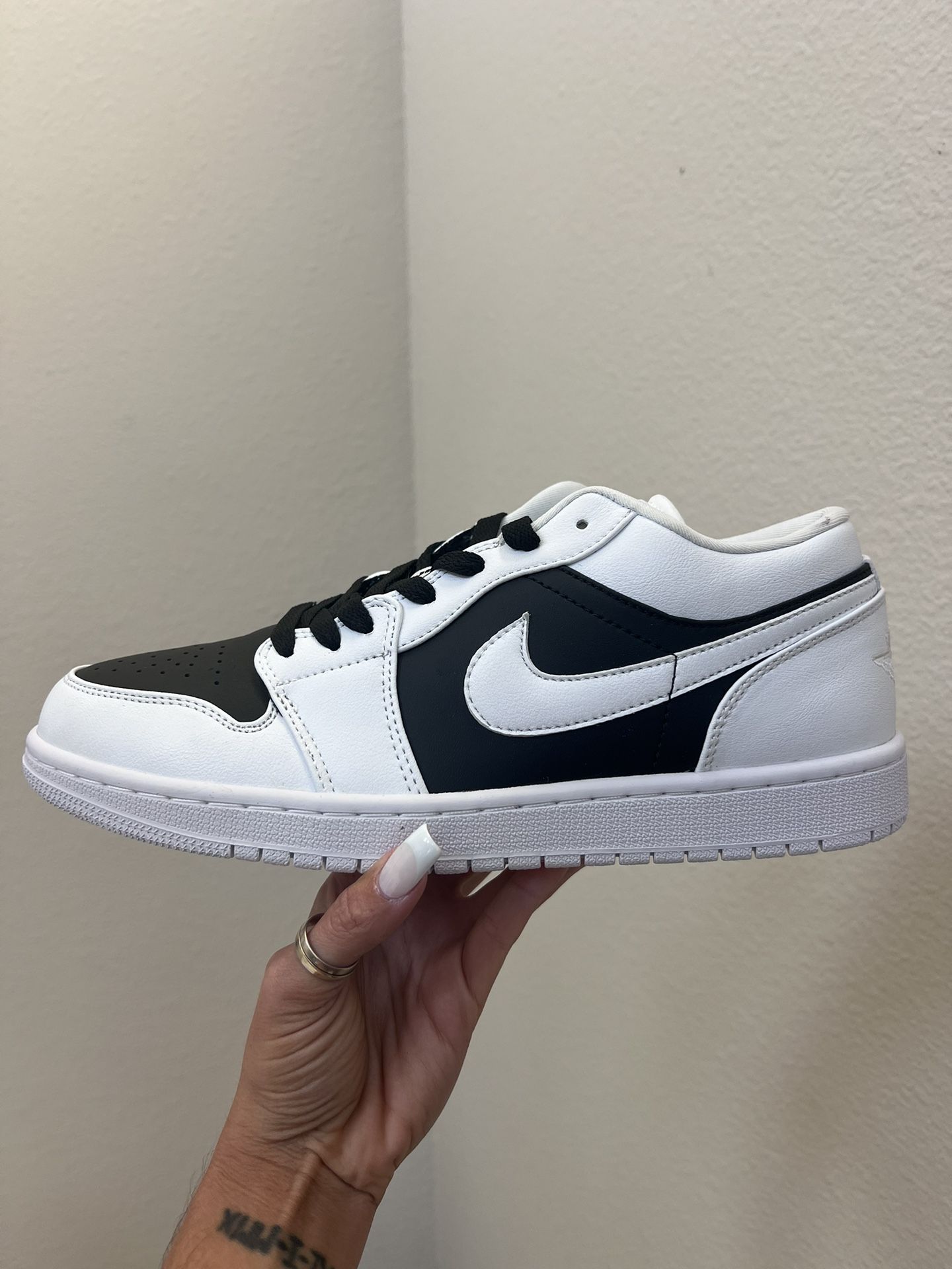 Air Jordan 1 Low ‘white panda’