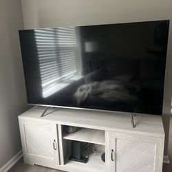 65 Inch Smart Samsung TV 