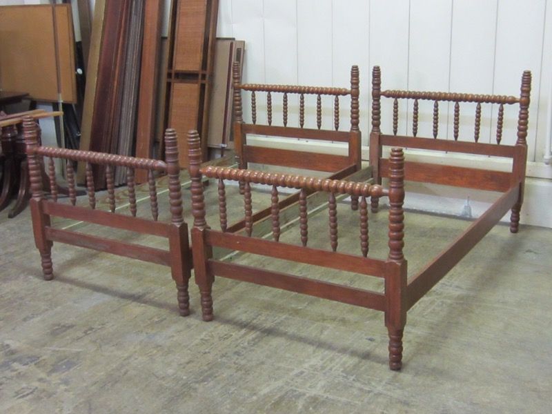 Set of 2 Twin Size Jenny Lind Beds