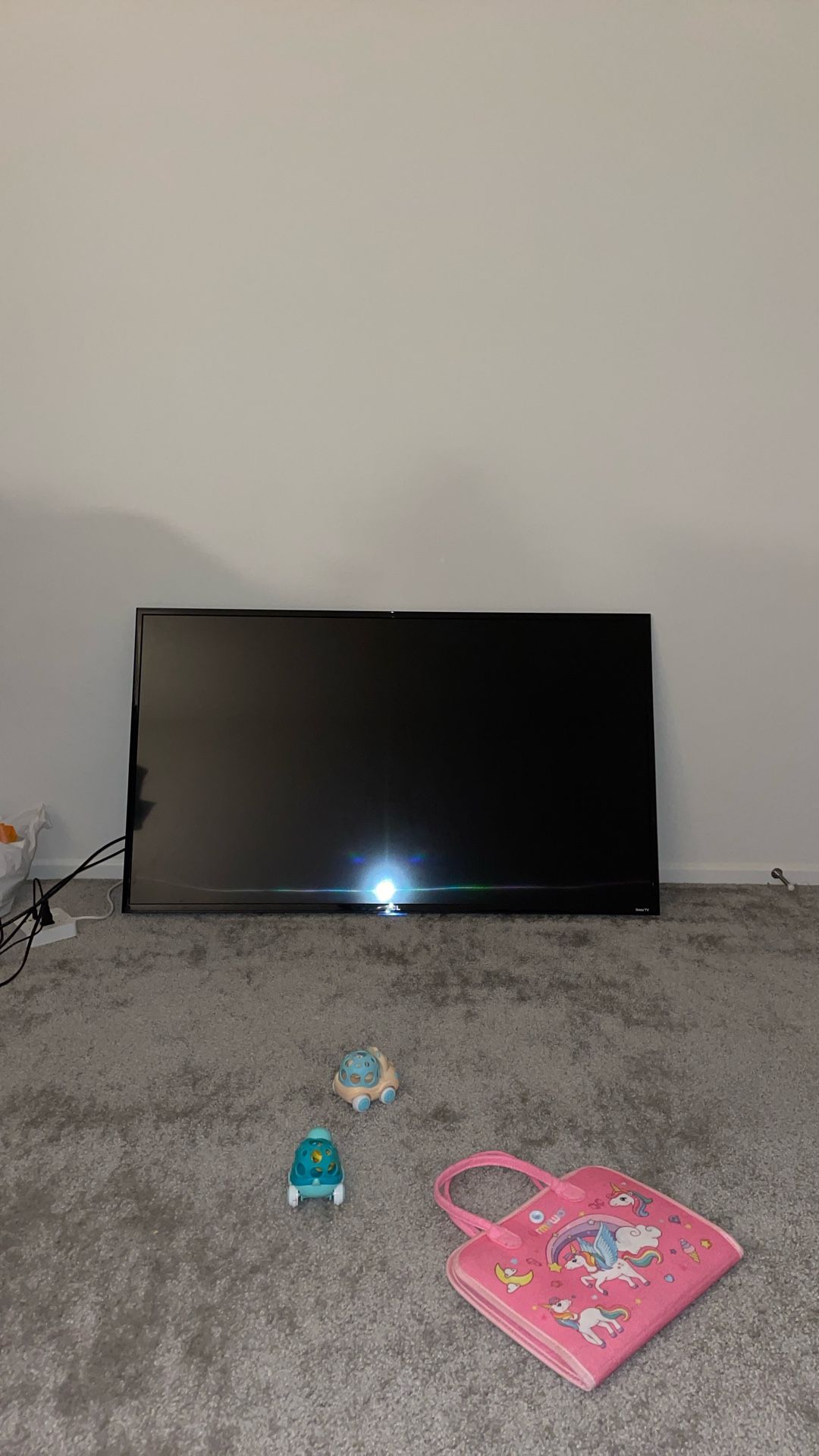 TCL 49” TV