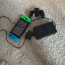 Nintendo Switch W/ Joy-Con Grip & TV Dock Station