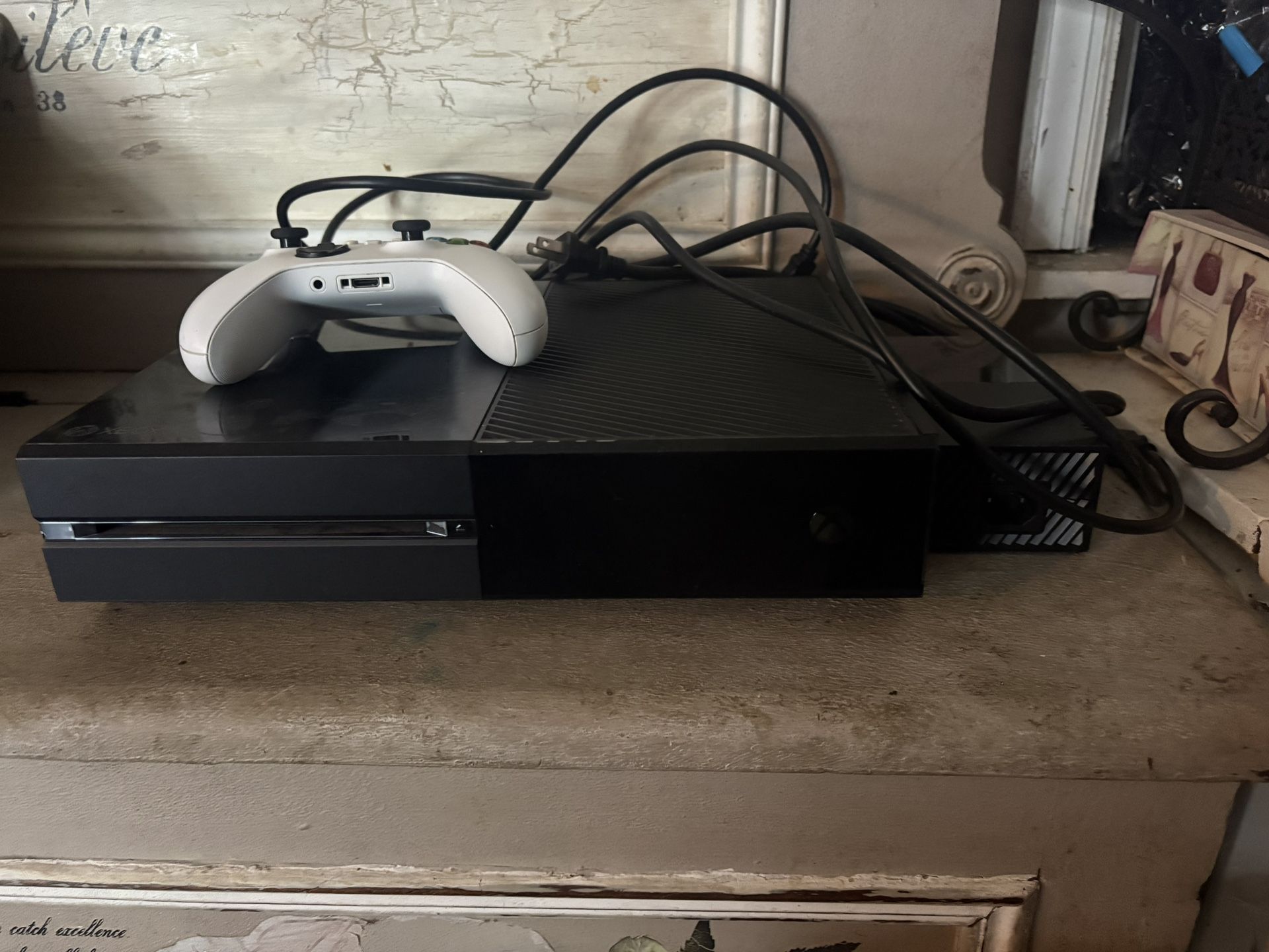 Xbox One Black