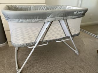MiClassic All Mesh 2 In 1 Bassinet 