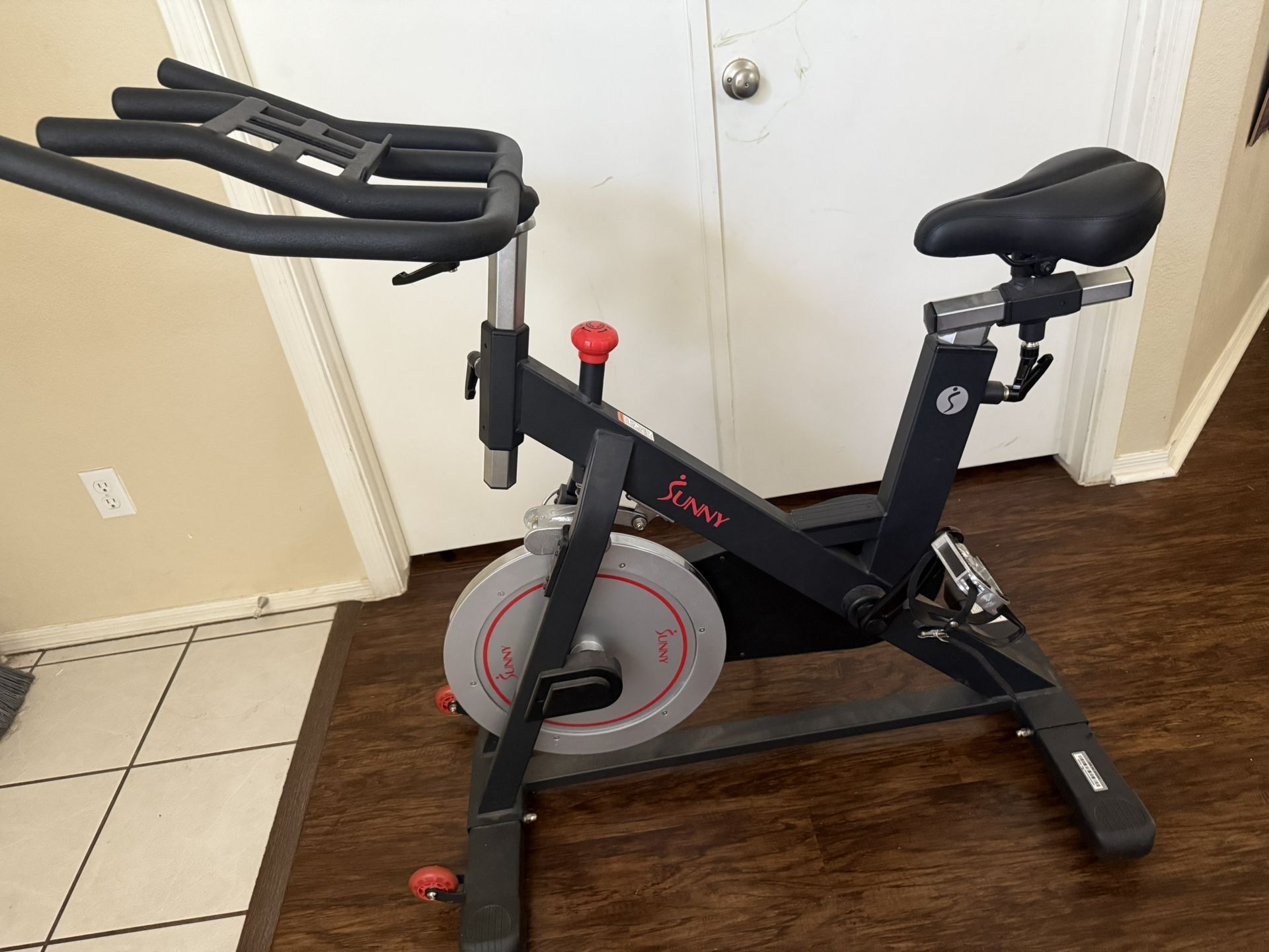 Sunny sf-b1805 Stationary Bike 250 OBO