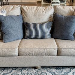 Ashley Dandrea Queen Sofa Sleeper