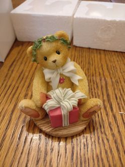 Cherished Teddies figurine - Margy - 'I'm Wrapping Up A Little Holiday Joy To Send Your Way'