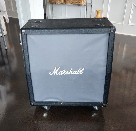 Marshall 4x12 Cab W/ Celestion Greenbacks & Creambacks
