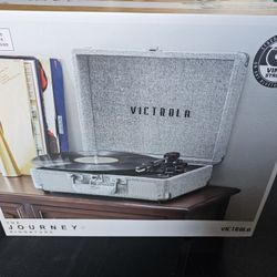 Victorla Signature Record Player Bluetooth 