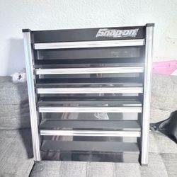 Snap-on Dart Board