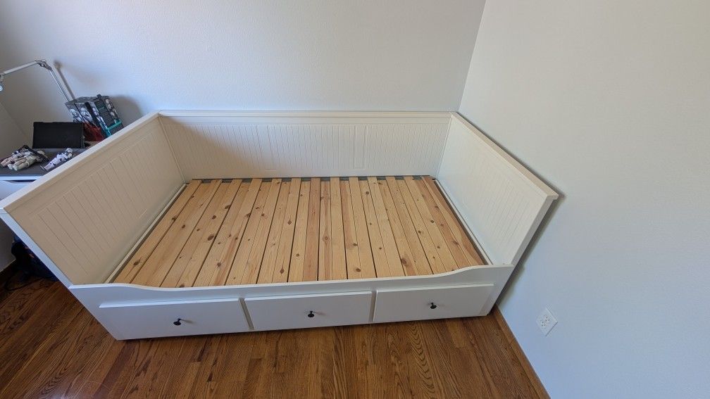 IKEA Hemnes Daybed
