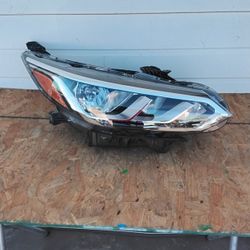 2020-2023 Nissan Sentra Halogen Headlight 
