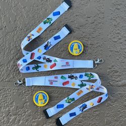 Brand new Legoland Mini Figure Lanyards & 1st Visit Pop Badges 4-piece set