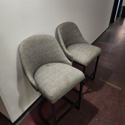 2 High Chairs