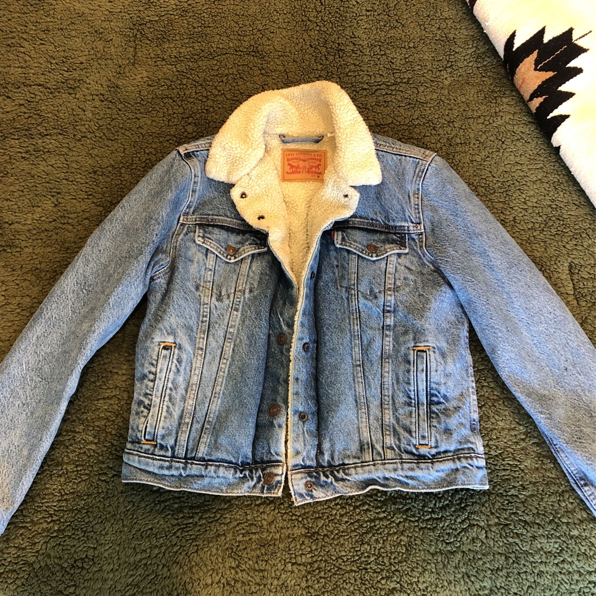 Levi’s Woman’s Jacket Size M