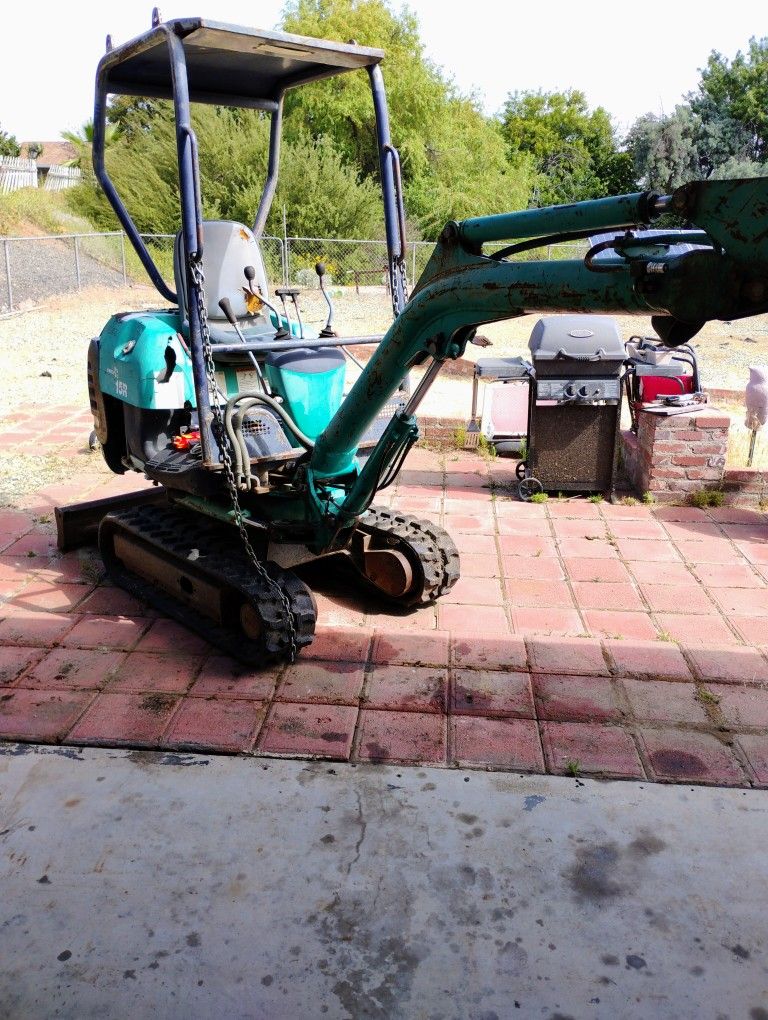 Komatsu Pc-15-8 Mini Excavator