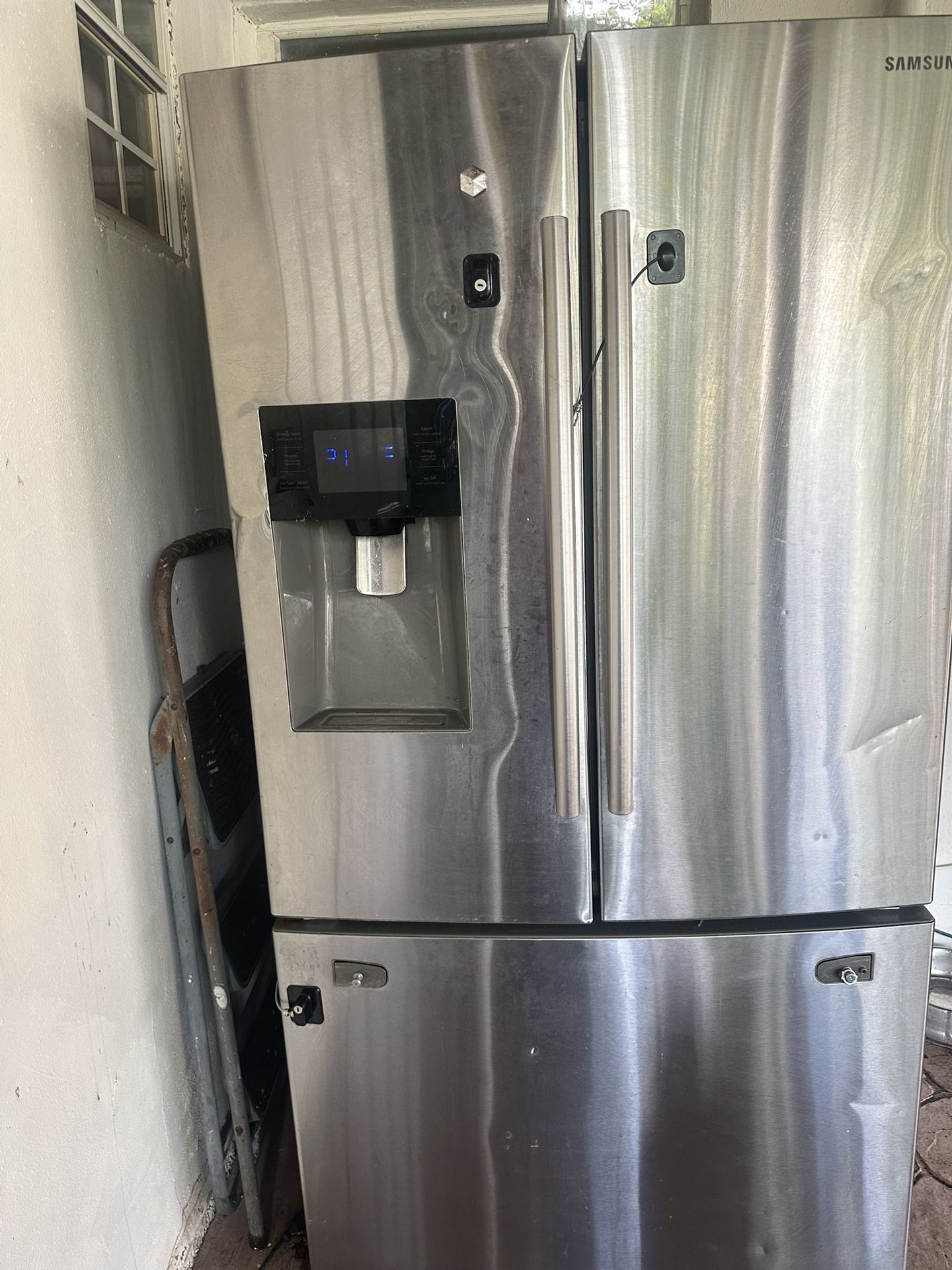 Fridge