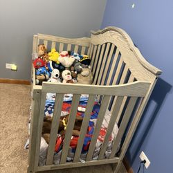 Target Delta Children’s Farmhouse 6-in-1 Crib/toddler Bed