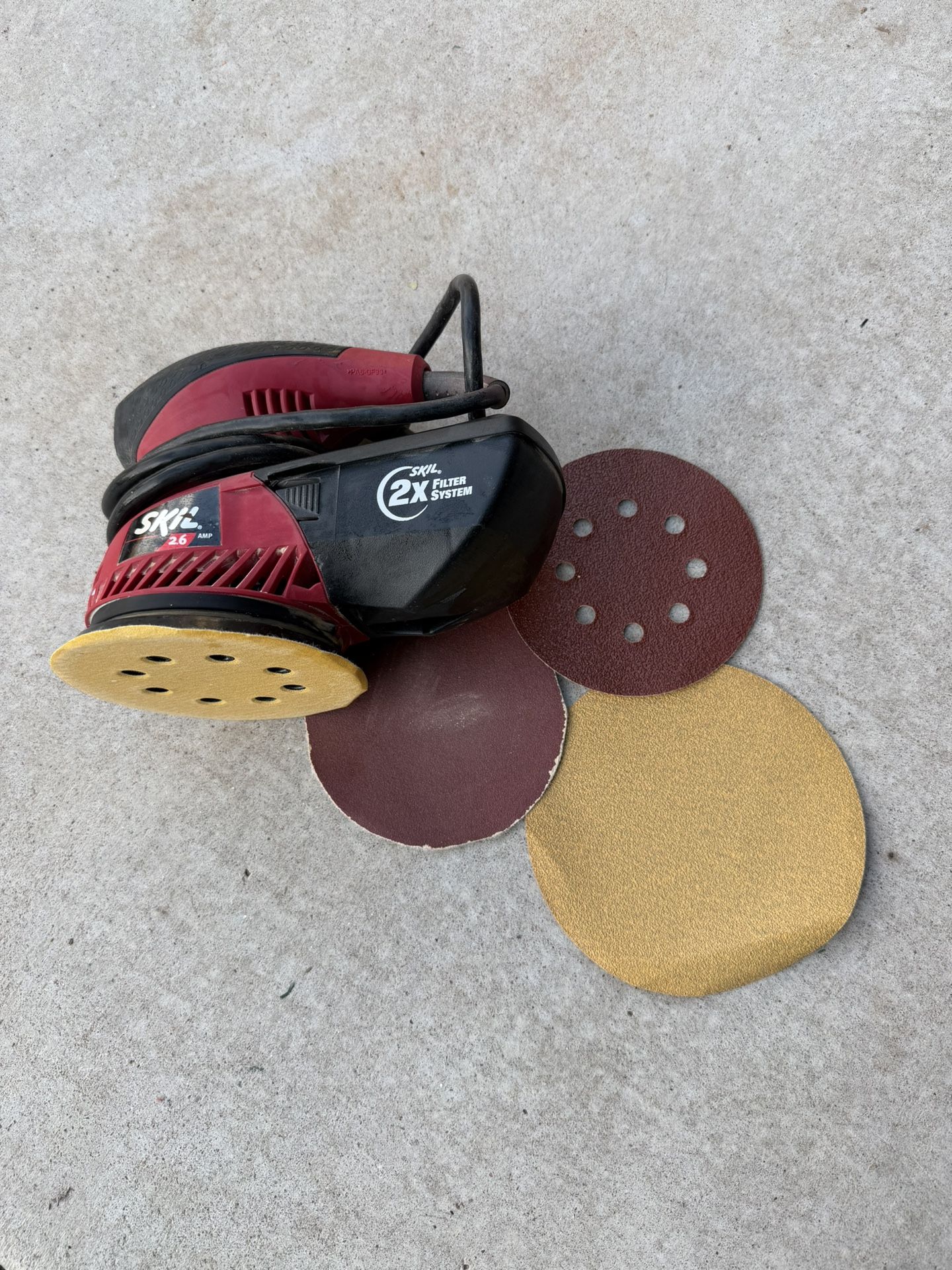 SKIL SANDER 2.6 AMP 