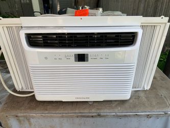 Frigidaire AC BTU 6000