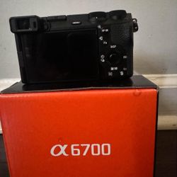 Sony Alpha 6700